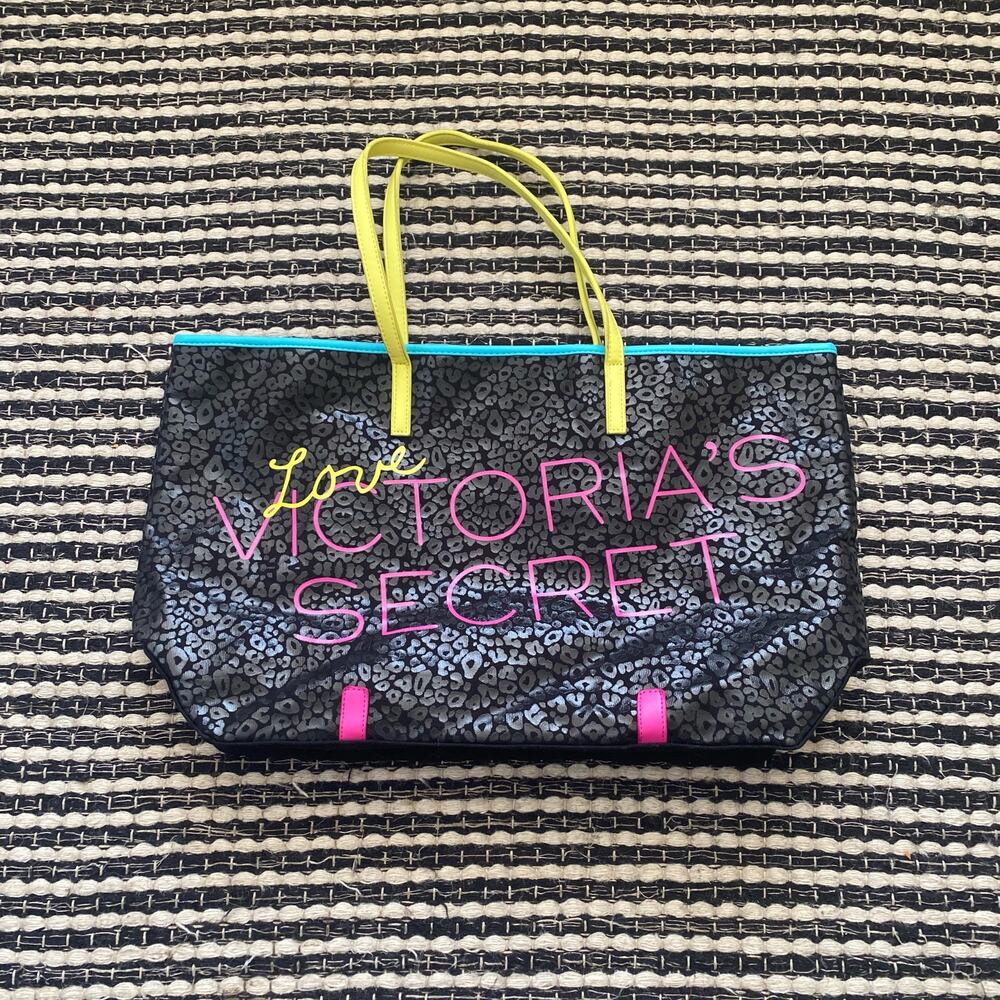 SALE! Victoria's Secret Leopard Animal Print Neon Green Handles Pink Lining T…